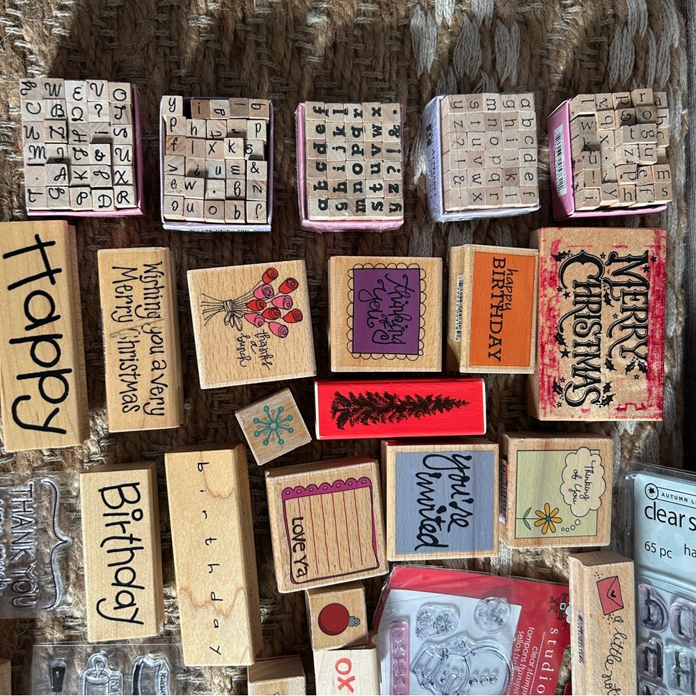 Assorted Rubber Stamp Collection - Picture 2 of 5